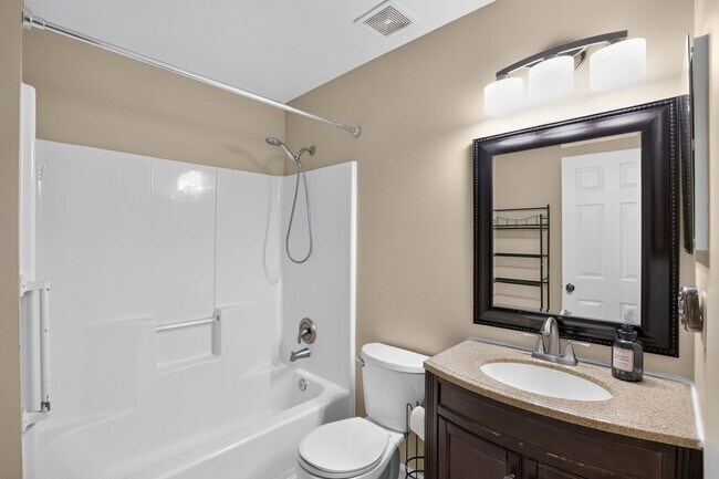 Building Photo - 11813 Murre Ct