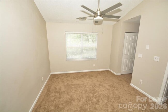 Building Photo - 605 Mountainwater Dr