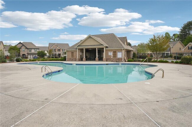 Building Photo - 6370 Shiloh Woods Dr