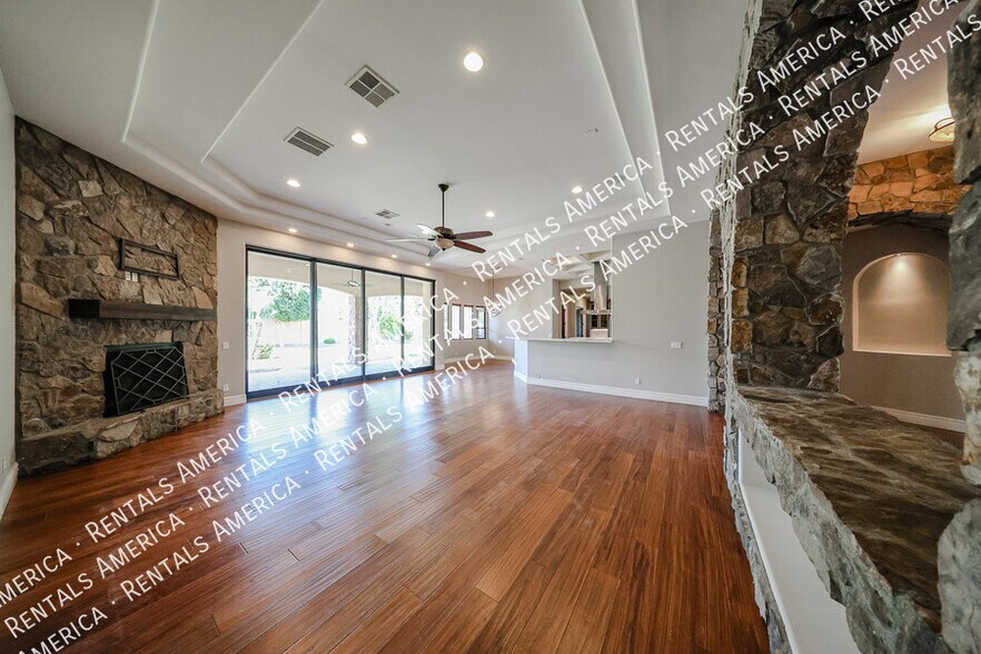 Building Photo - 4430 E Gemini Pl