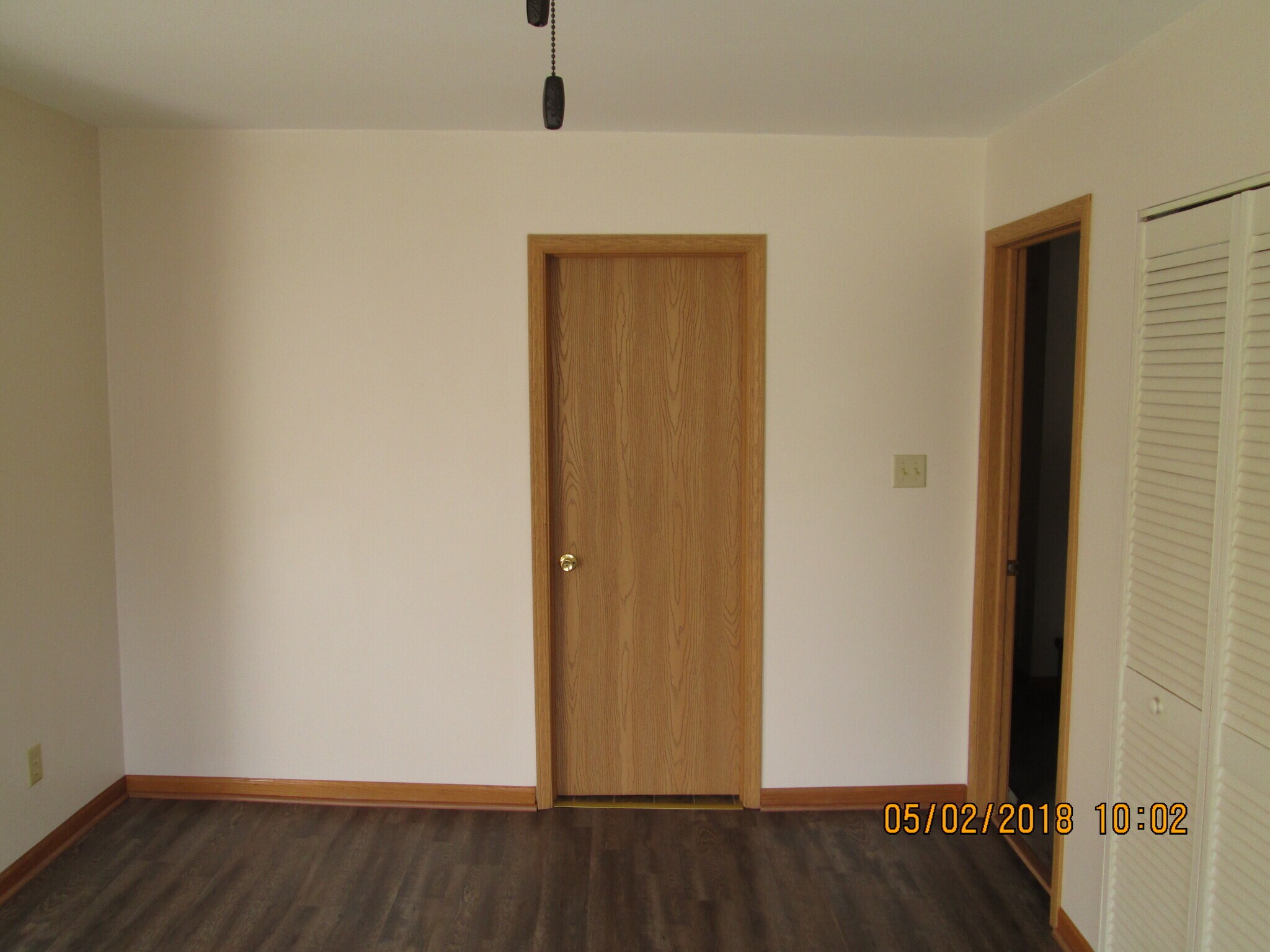 living room - 26 N Center St