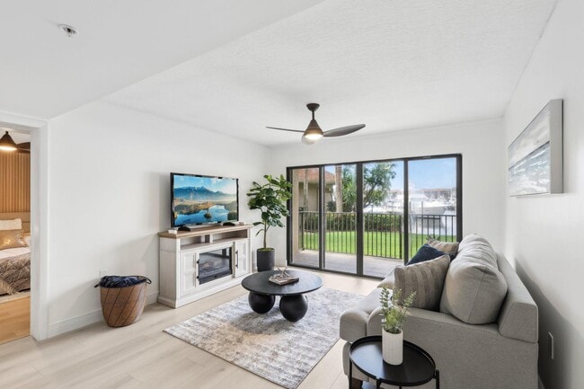 Building Photo - 1601 Marina Isle Way