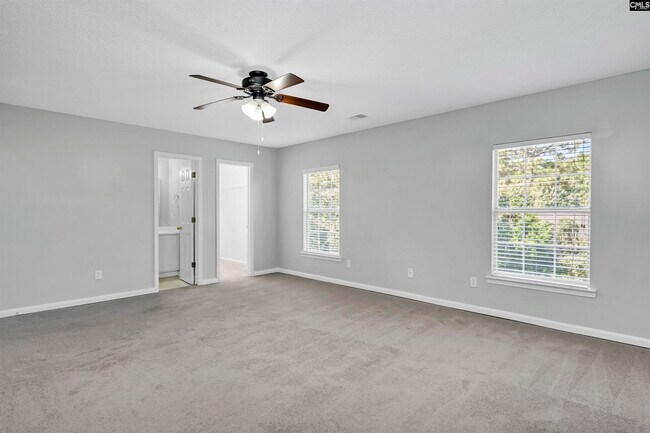 Building Photo - 141 Wigmore Ln