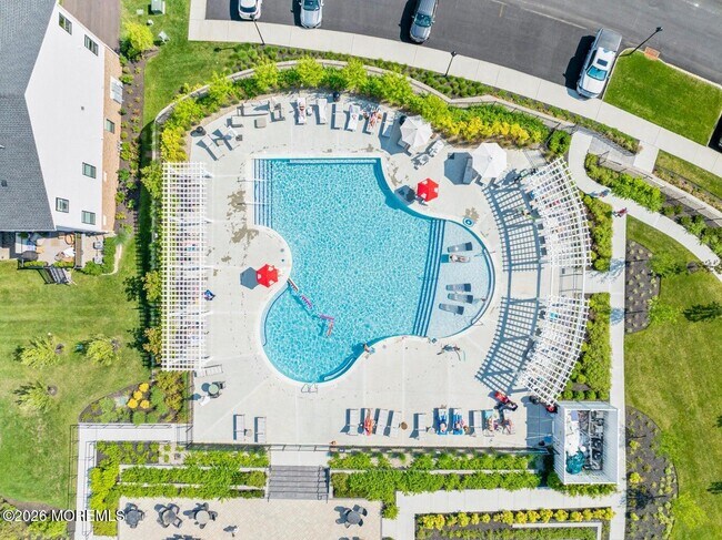 Building Photo - 23 Valiant Ct