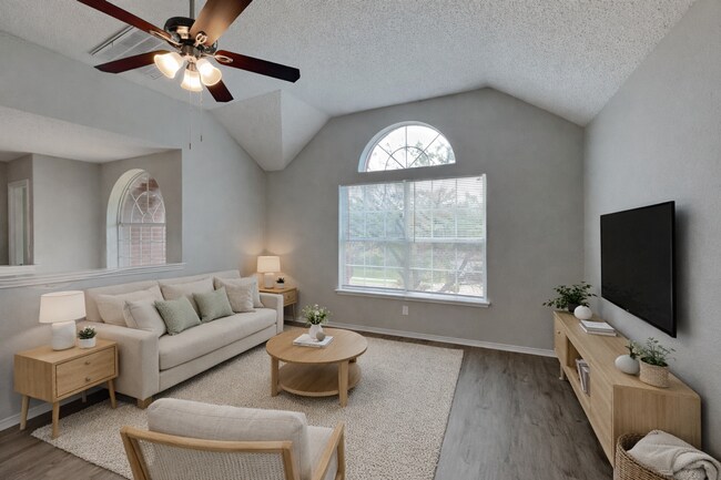 Building Photo - Beautiful 4BR Home in Denton with Fireplace, Fenced Yard & Garage