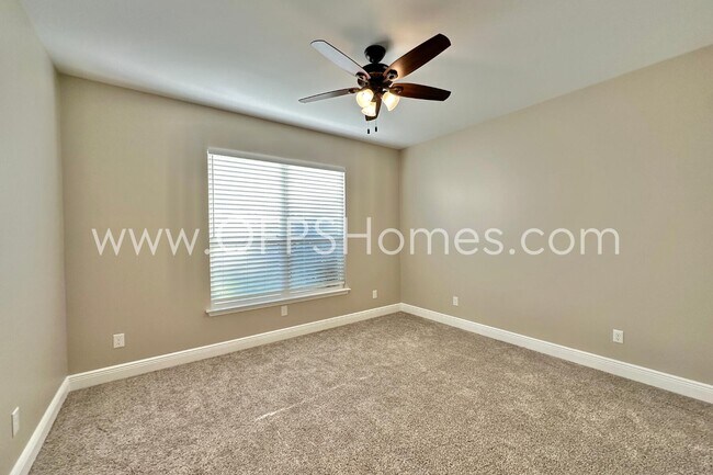Building Photo - 1189 Forest Heights Rd