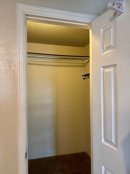 Building Photo - 13762 E Lehigh Ave