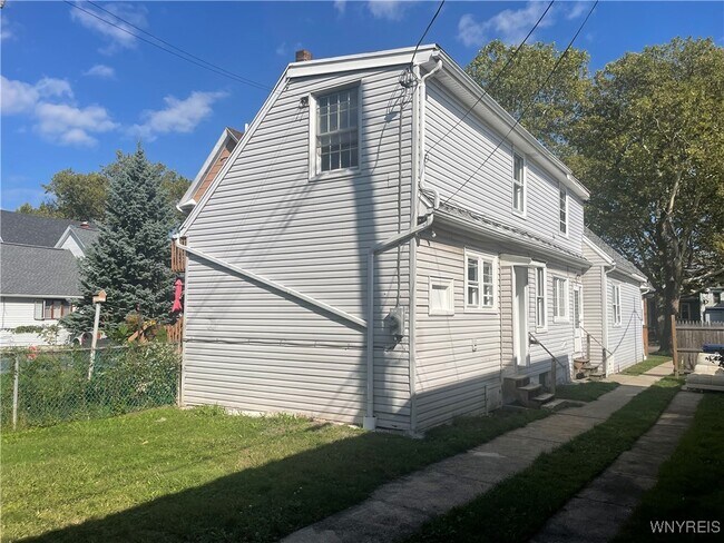 Building Photo - 202 N Ogden St