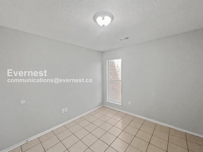 Building Photo - 6270 Jamestown Dr