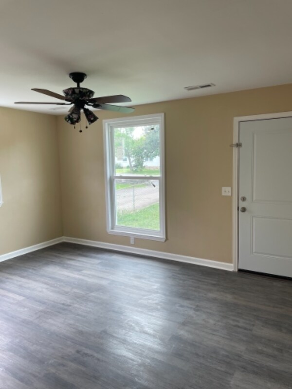 Building Photo - 3316 Cocoa Dr