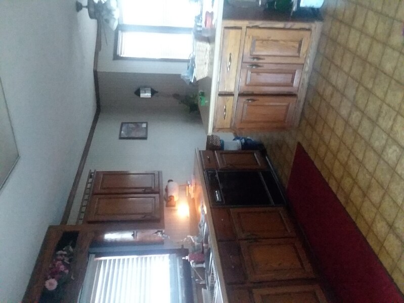 Building Photo - 8310 Middle Butler Rd