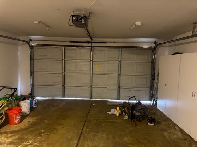 Building Photo - Patterson 4 Bedrooms 2 Bathroom home.