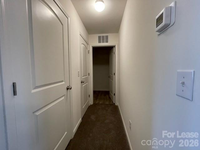 Building Photo - 809 Alexander Commons Dr