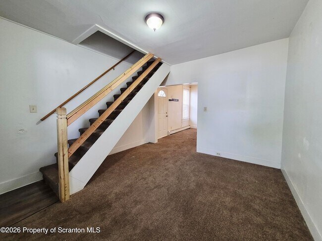 Building Photo - 117 Wyoming Ave