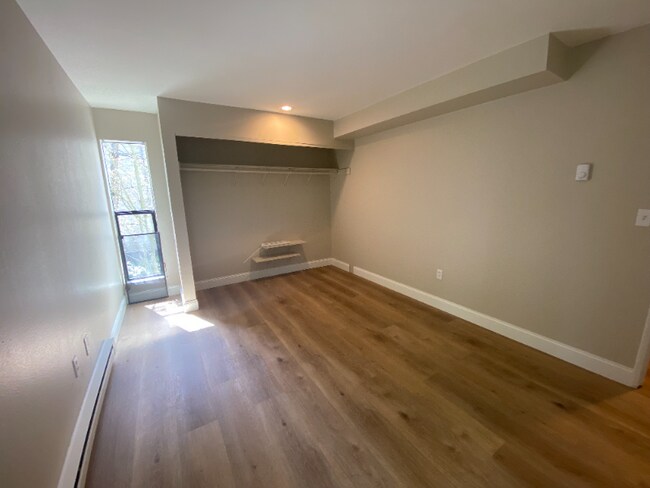 Building Photo - 1139 17th Ave