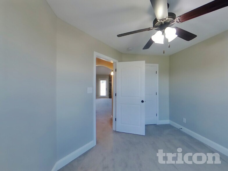 Building Photo - 1041 Charles Thomas Dr