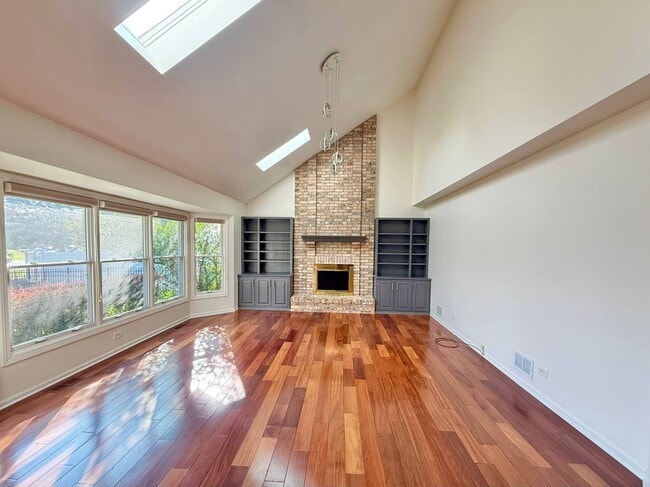 Building Photo - 2825 Tory Ct