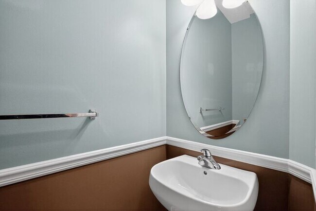 Building Photo - 47106 Green Leaf Ct