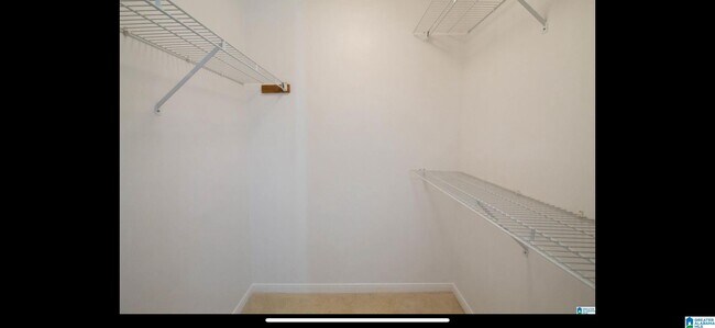 Building Photo - 1303 Gables Dr
