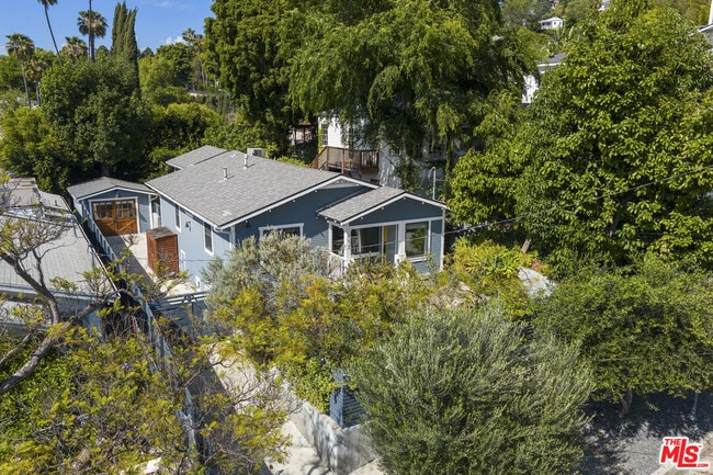 Building Photo - 4031 Camero Ave