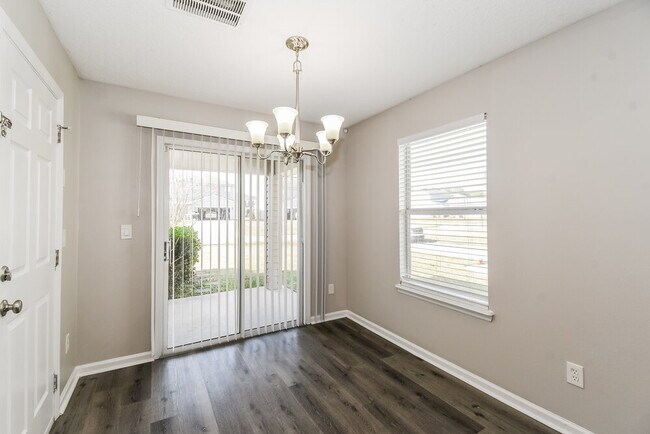 Building Photo - 734 Celebration Lane