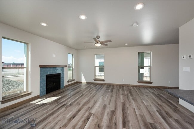 Building Photo - 604 Relentless Dr