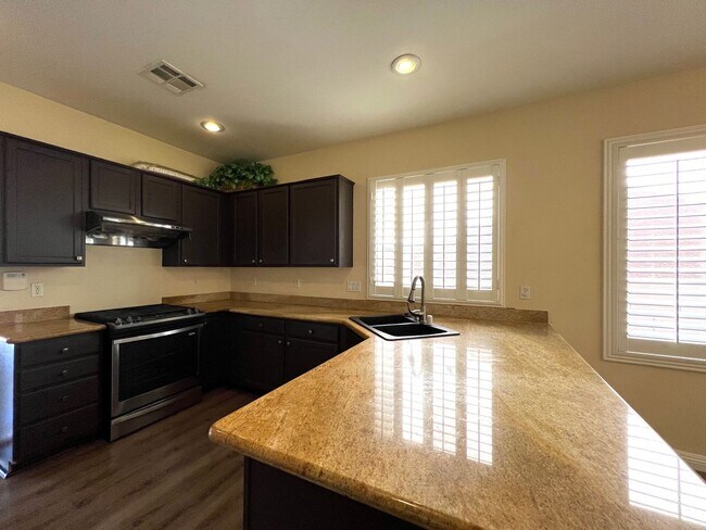 Building Photo - 7043 Somera Way