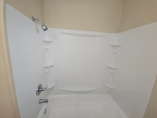 Building Photo - Cozy 2 bedroom 1 bathroom house with 1 car garage in North Richland Hills