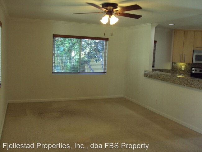 Building Photo - 1 br, 1 bath House - 7535 Charmant Drive #...