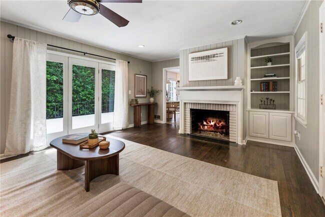 Building Photo - 4243 McClatchey Cir NE