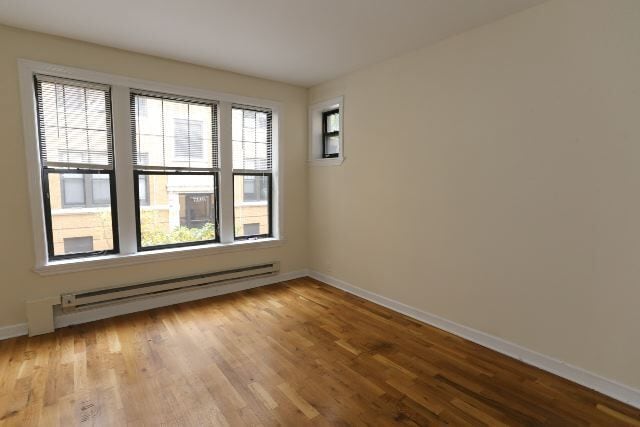 Building Photo - 714 W Barry Ave
