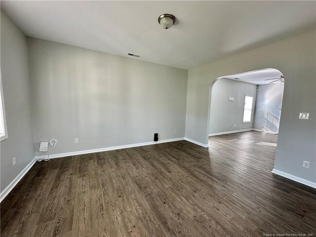 Building Photo - 512 Pecan Grove Loop