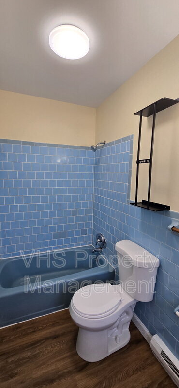 Building Photo - 7297 Moss Ln
