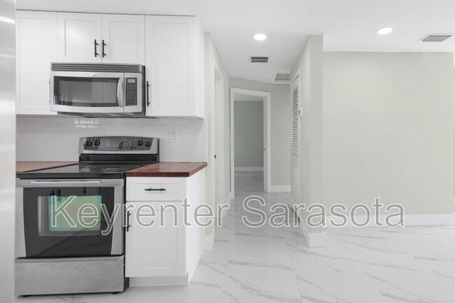 Building Photo - 130 Virginia Ct