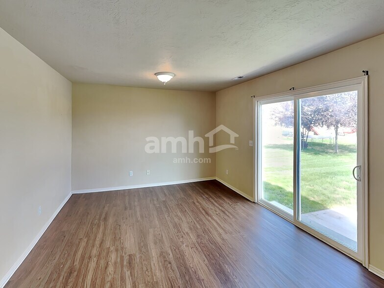 Building Photo - 2259 S 2635 W