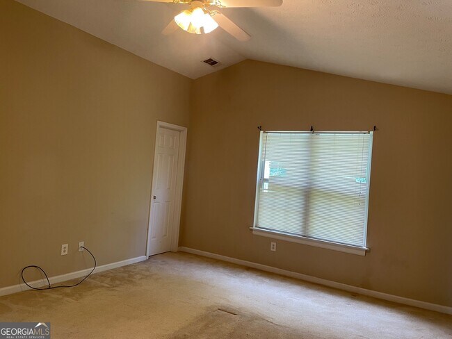 Building Photo - 6190 Glacier Run