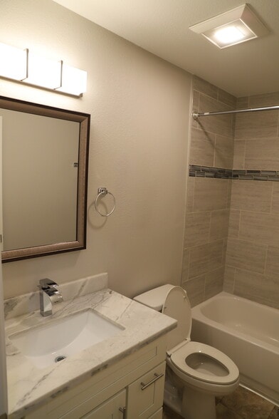 Building Photo - 3225 Clayton Rd