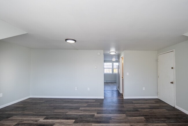 Building Photo - 50-62 East Street - 1C