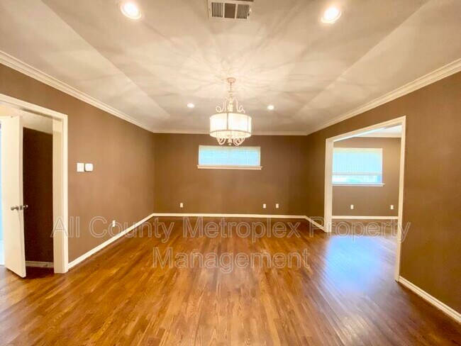 Building Photo - 4559 Hockaday Dr