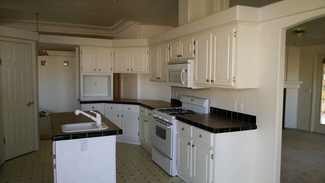 Building Photo - Worley Country Home on 20+ Acres