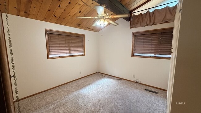 Building Photo - 25316 Marion Ridge Dr
