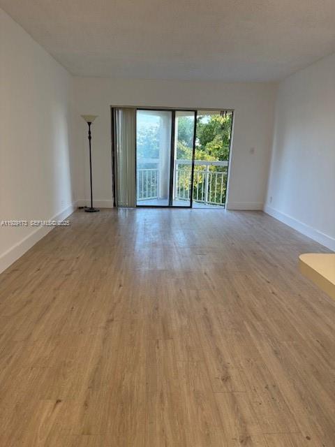 Building Photo - 8290 Lake Dr