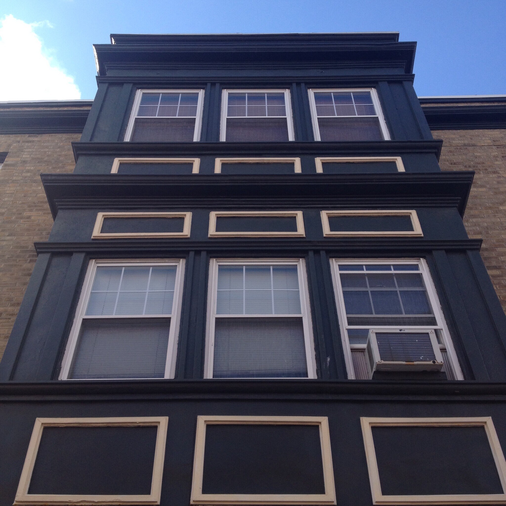 Building Photo - 300 Catharine St