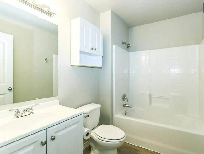 Building Photo - PRE LEASING NOW - AVAILABLE 8/11