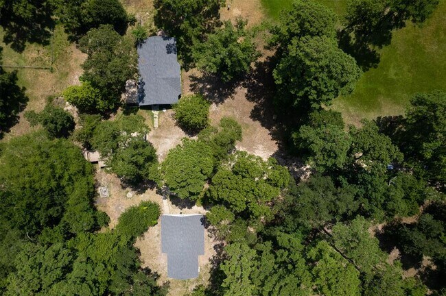 Building Photo - 14733 House Rd