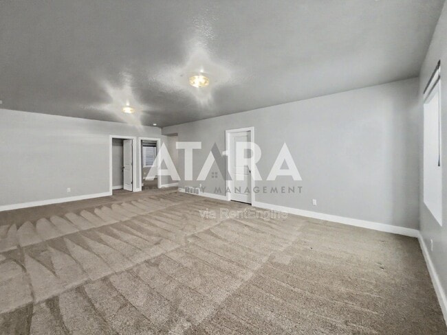 Building Photo - 9167 S Galette Ln
