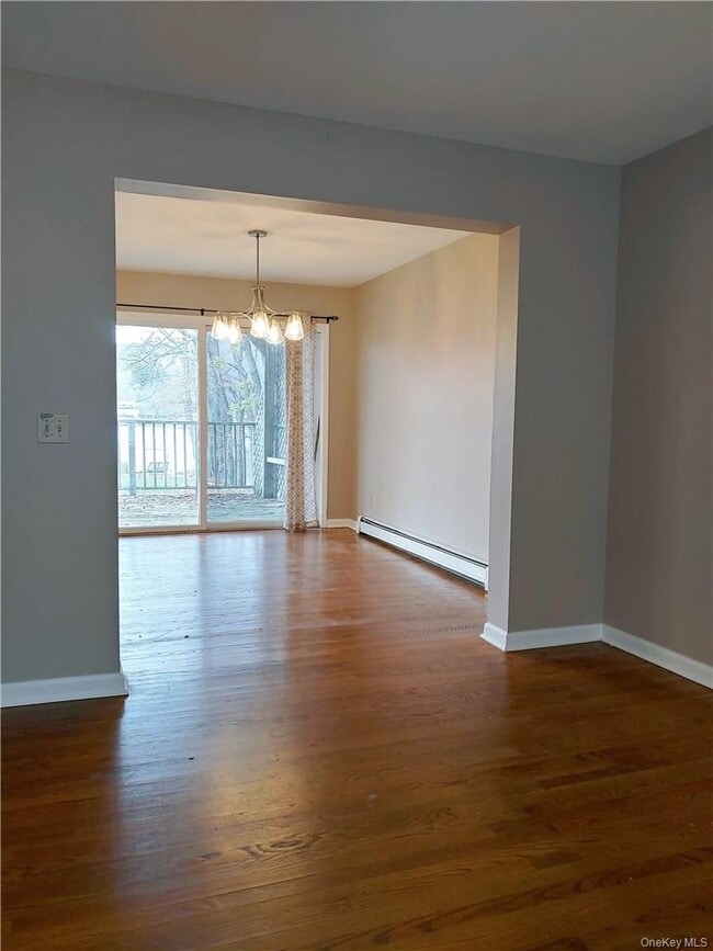 Building Photo - 3 Teneyck Ave