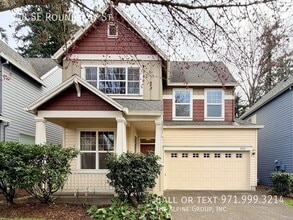 Building Photo - 958 SE Roundelay St