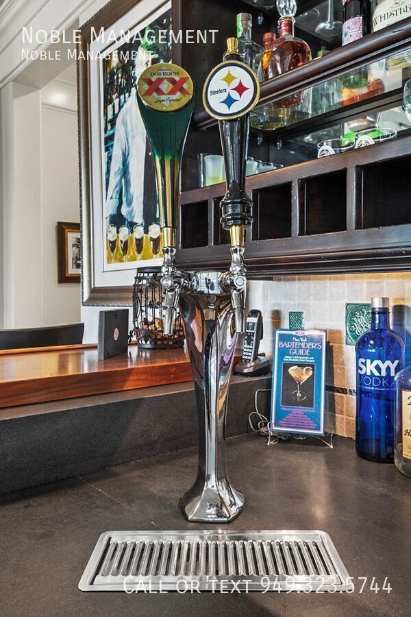 Building Photo - 1514 E Oceanfront-