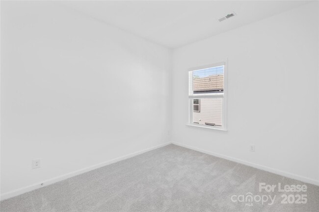 Building Photo - 3236 Stelfox St